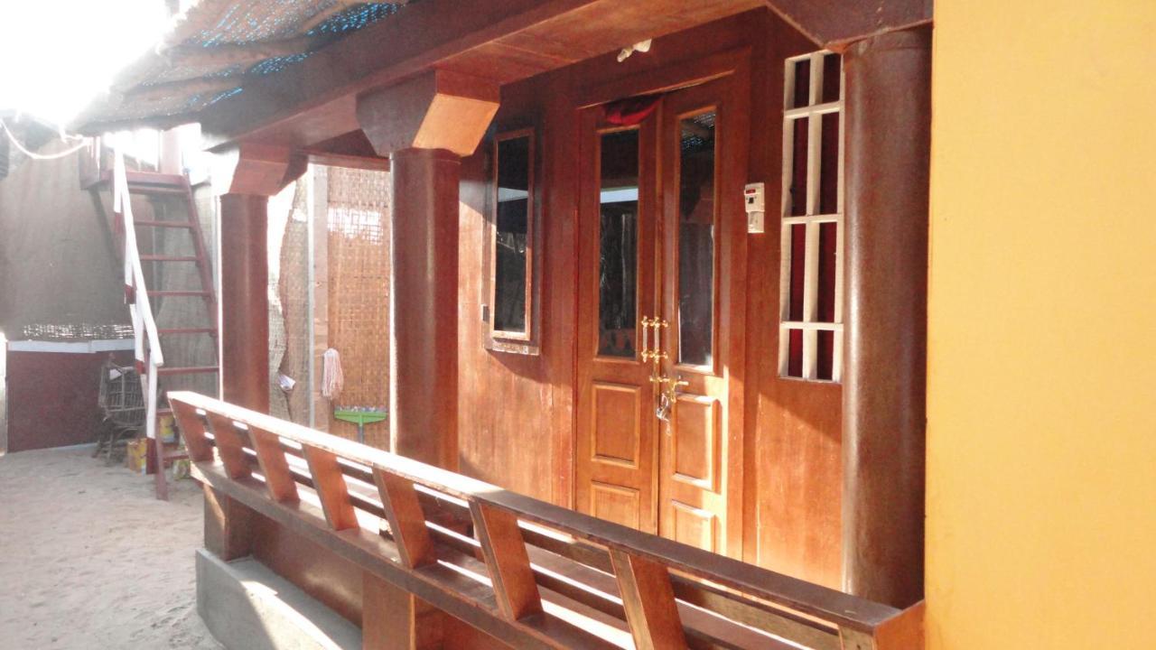 Apartment Casa Fiesta Sea Front Huts *